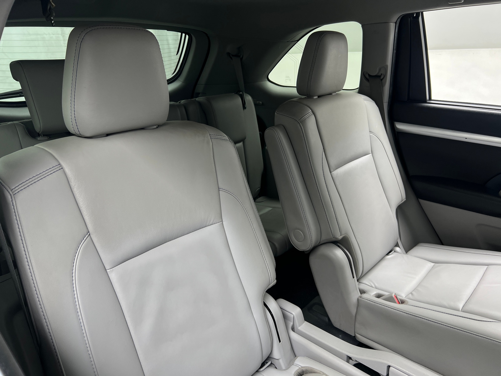 Thumbnail: 2019 Toyota Highlander - 5
