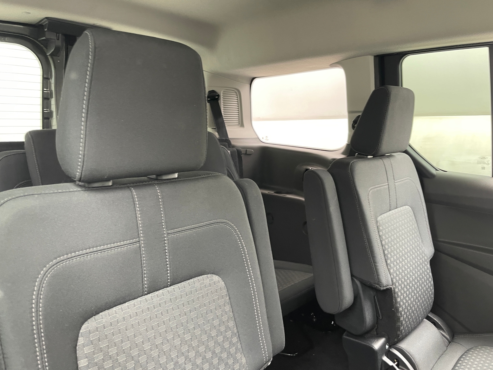 Thumbnail: 2022 Ford Transit Series - 6