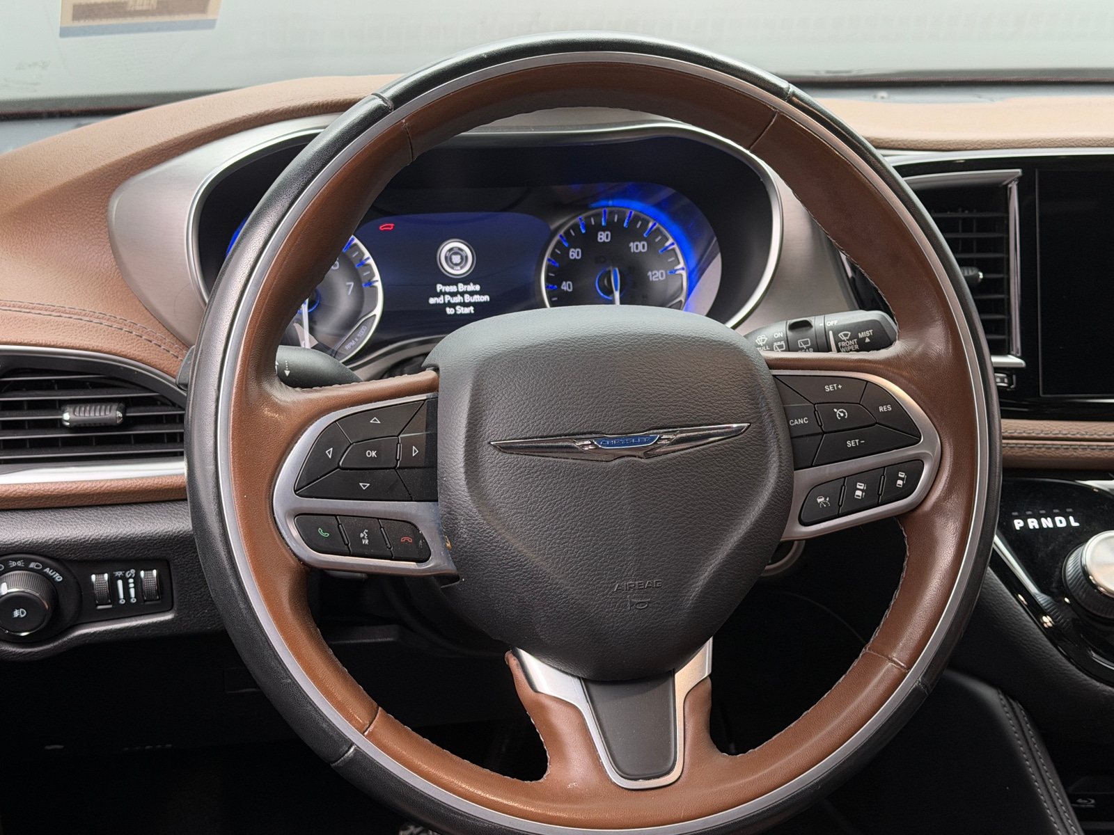 Thumbnail: 2021 Chrysler Pacifica - 4