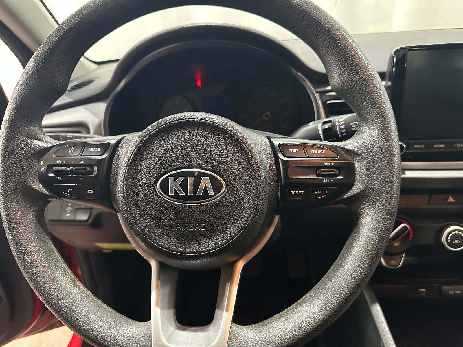 Thumbnail: 2021 Kia Rio - 5