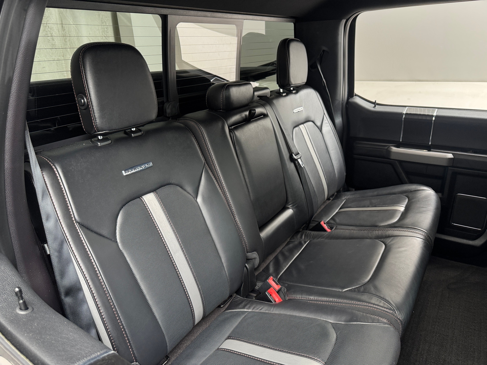 Thumbnail: 2018 Ford Econoline - 5