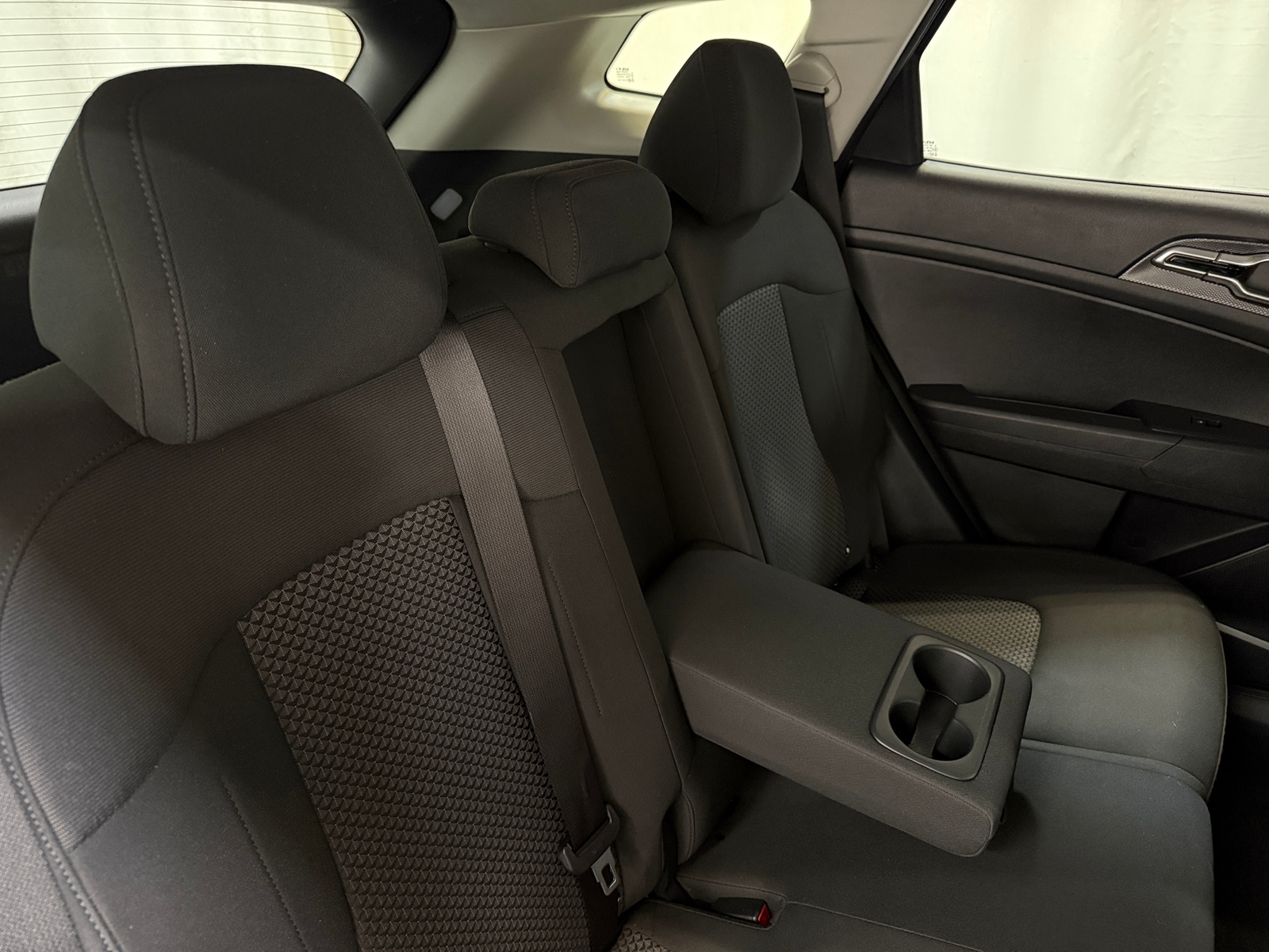 Thumbnail: 2025 Kia Sportage - 6