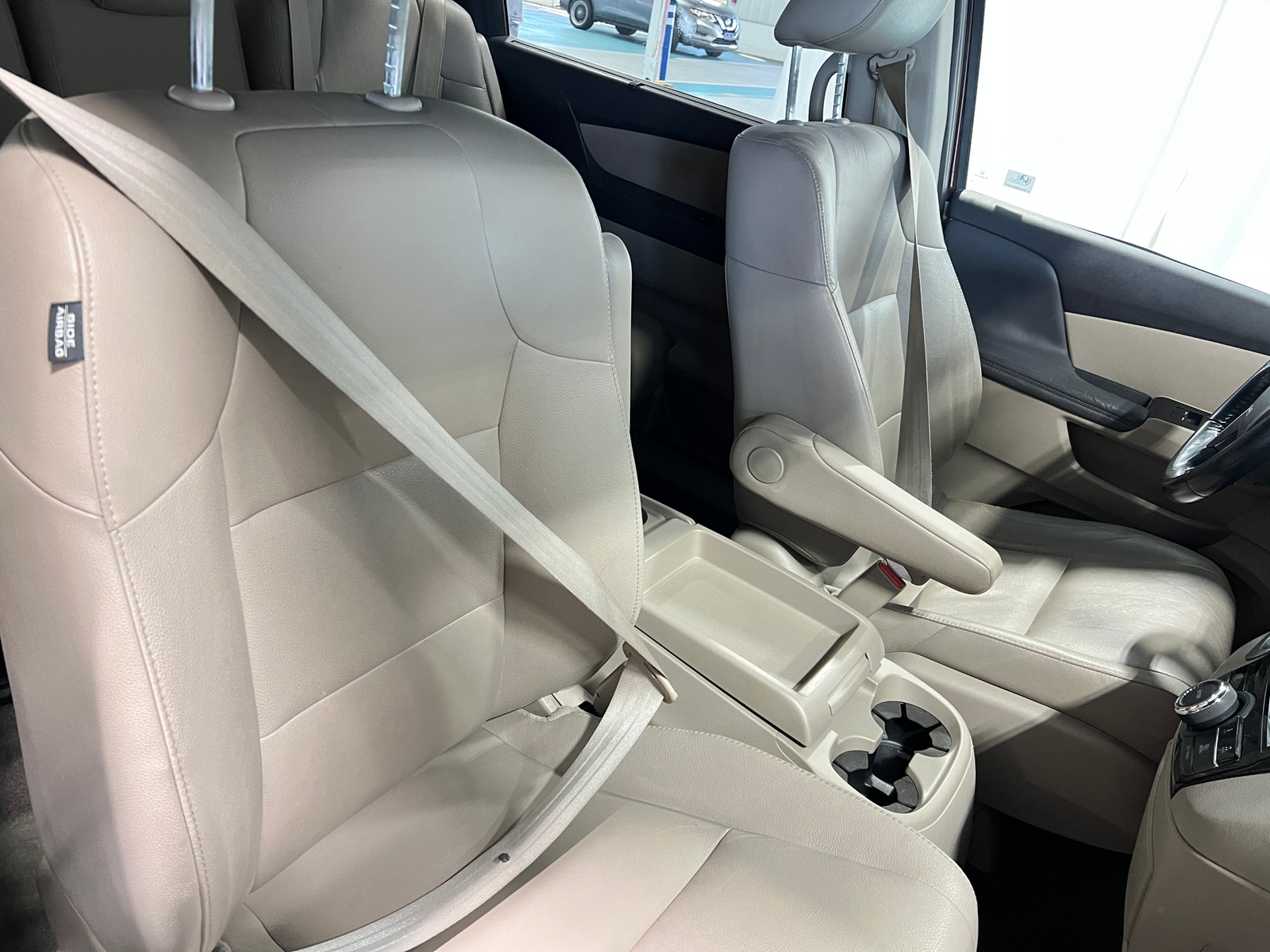 Thumbnail: 2014 Honda Odyssey - 2