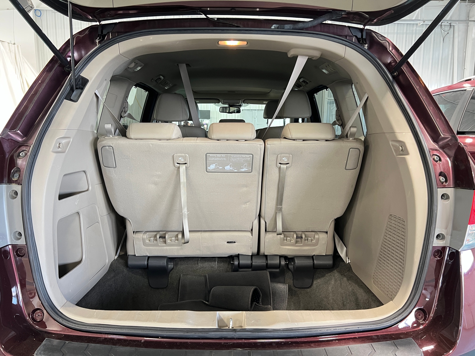 Thumbnail: 2014 Honda Odyssey - 7