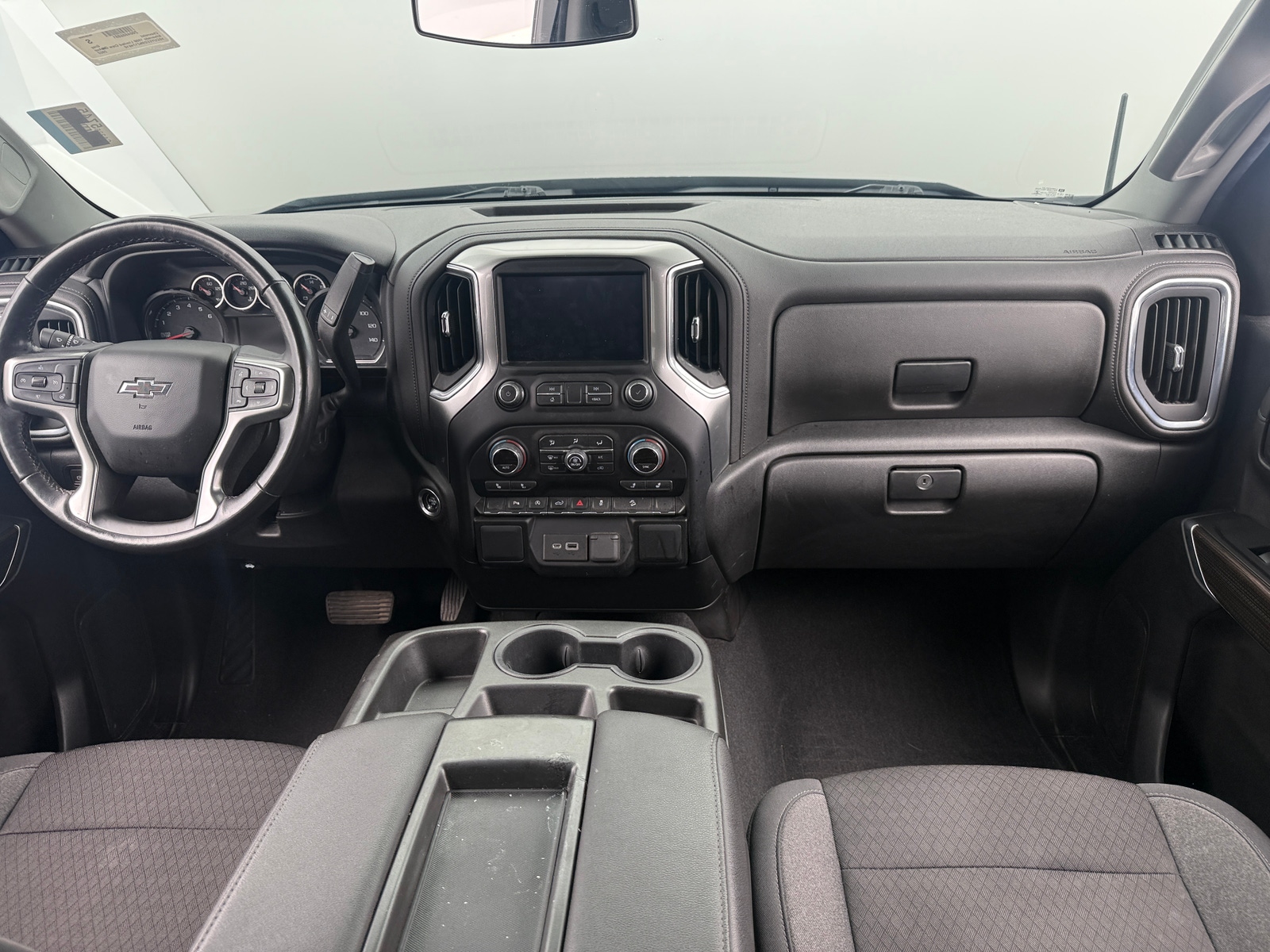 Thumbnail: 2022 Chevrolet Silverado 1500 - 3