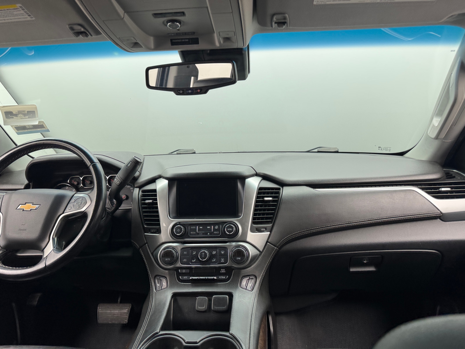 Thumbnail: 2019 Chevrolet Suburban - 2