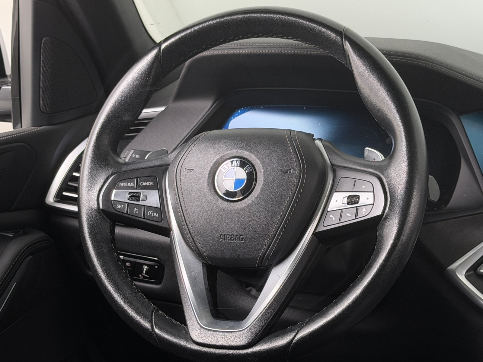 Thumbnail: 2023 BMW X5 - 4