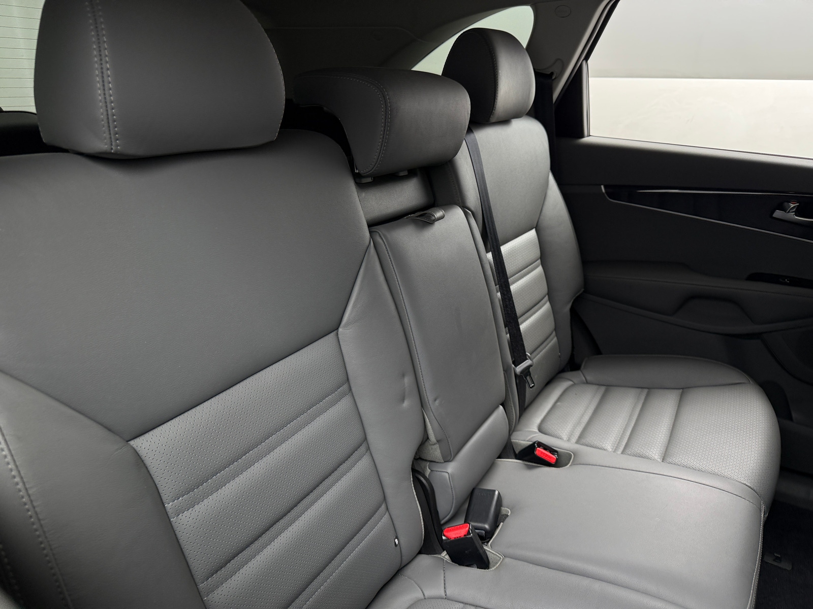 Thumbnail: 2016 Kia Sorento - 5