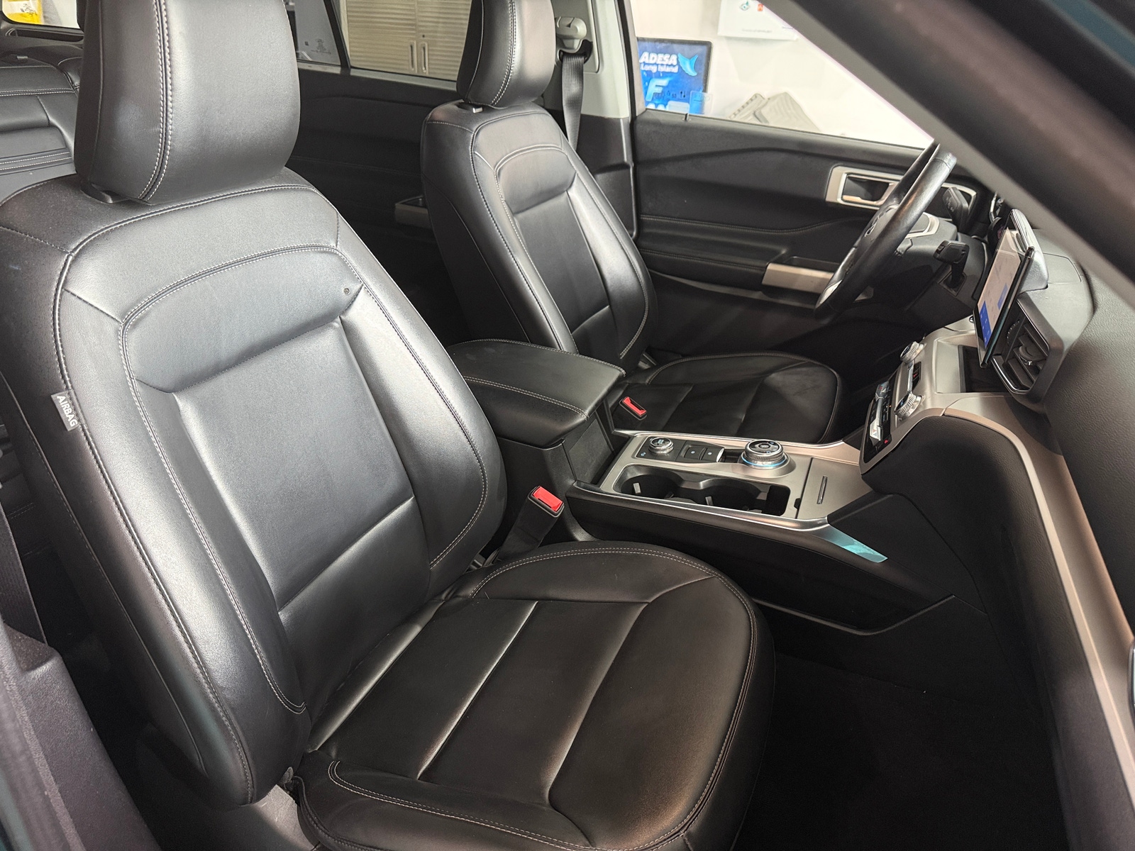 Thumbnail: 2022 Ford Explorer - 2