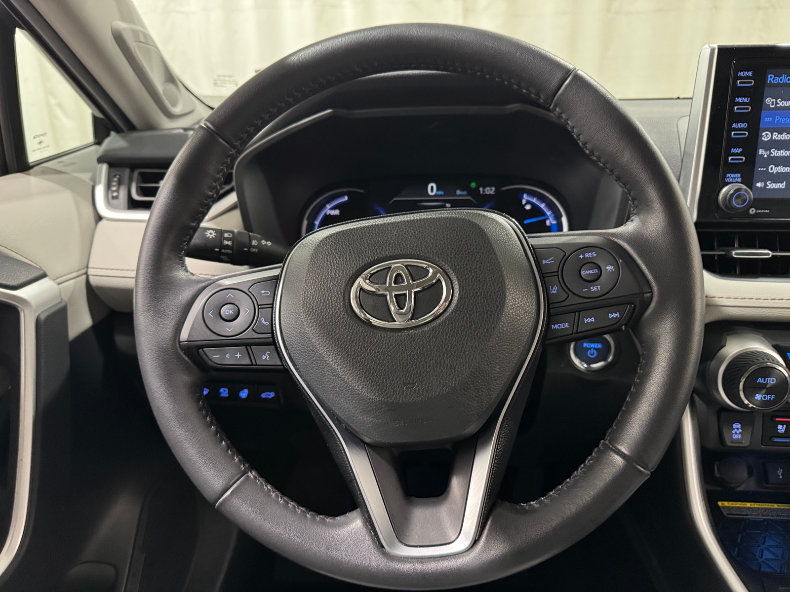 Thumbnail: 2021 Toyota RAV4 - 5