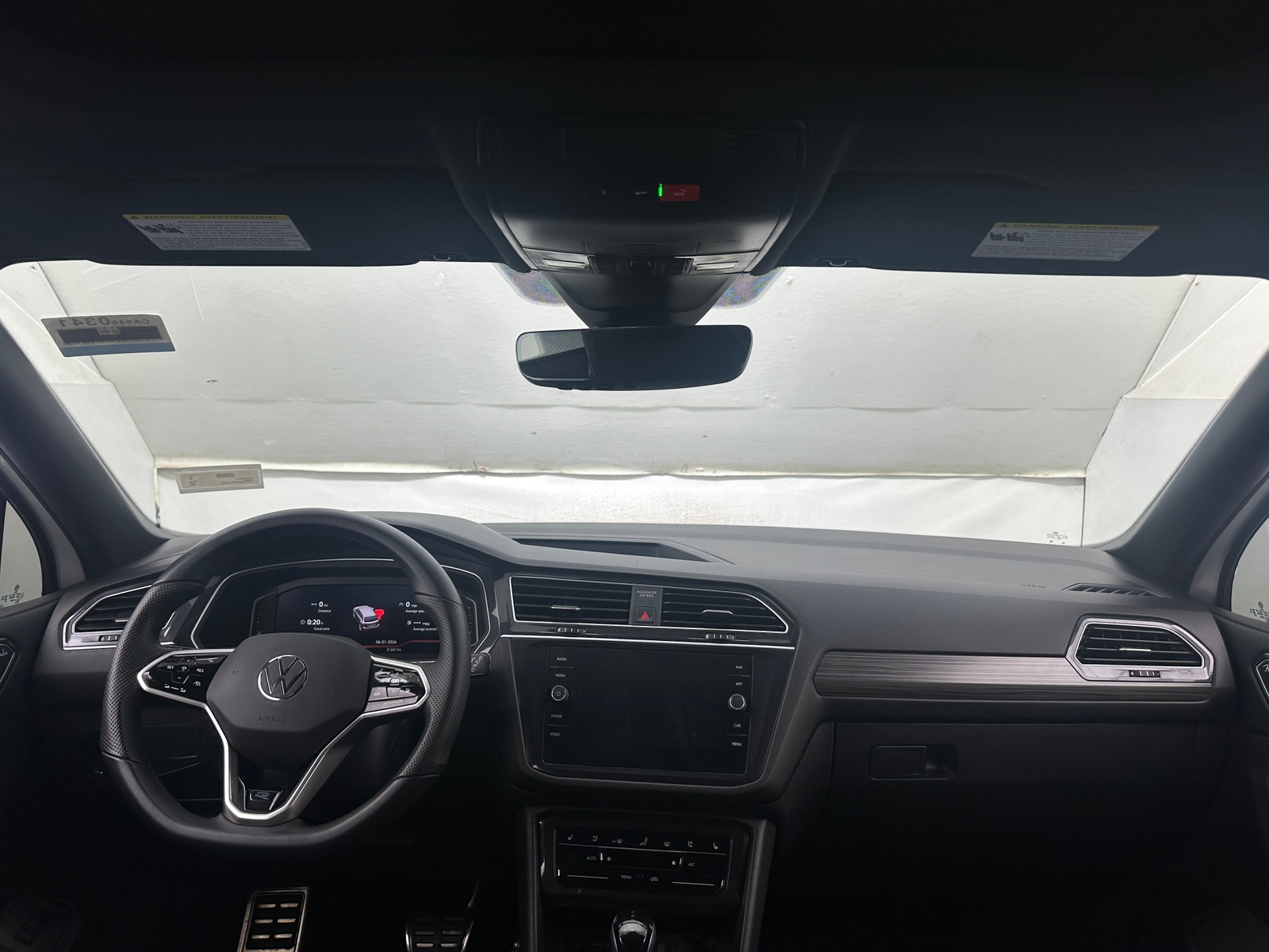 Thumbnail: 2023 Volkswagen Tiguan - 2
