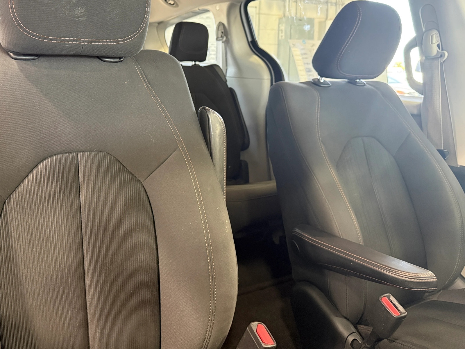 Thumbnail: 2018 Chrysler Pacifica - 2
