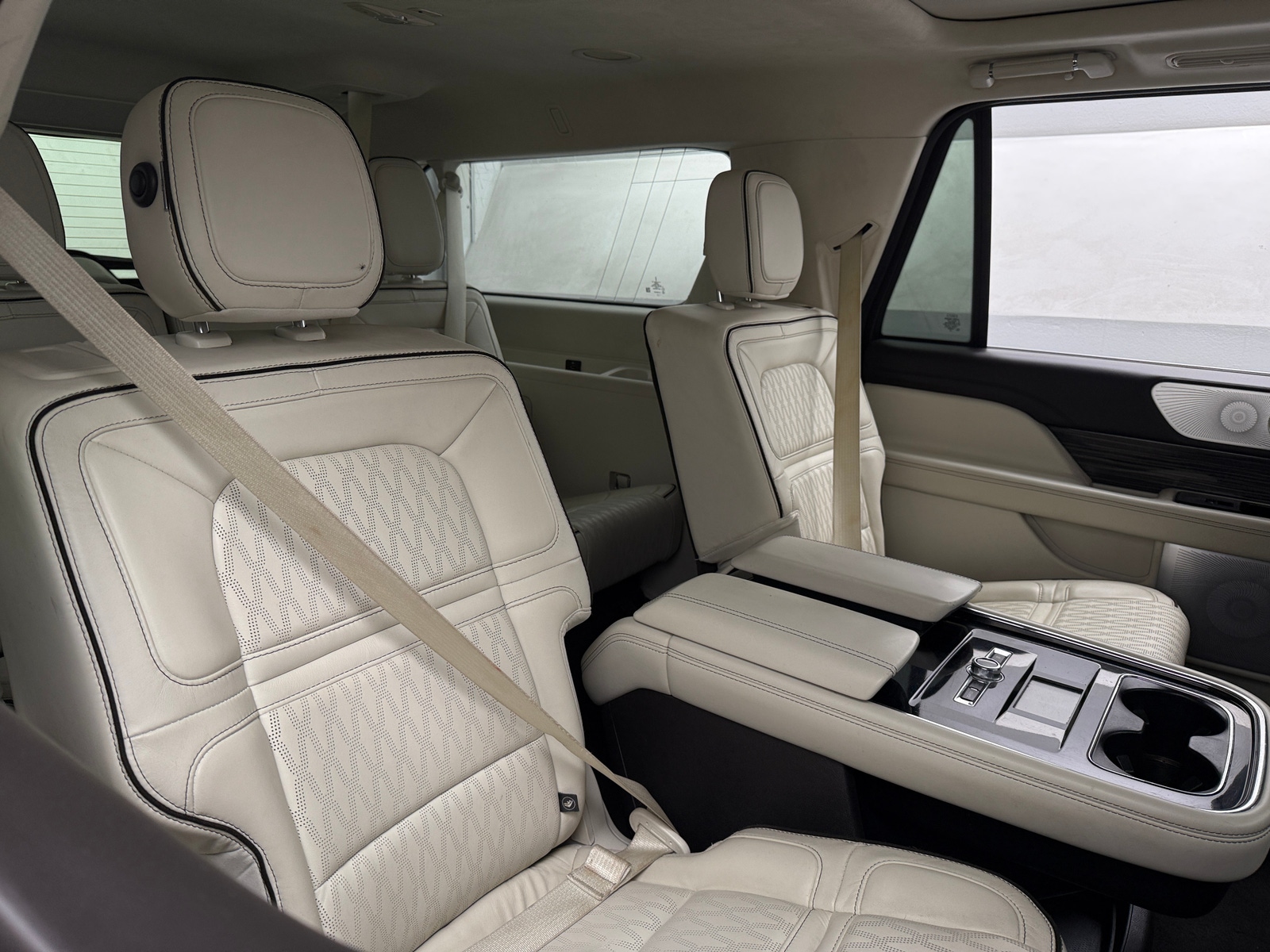 Thumbnail: 2019 Lincoln Navigator L - 5