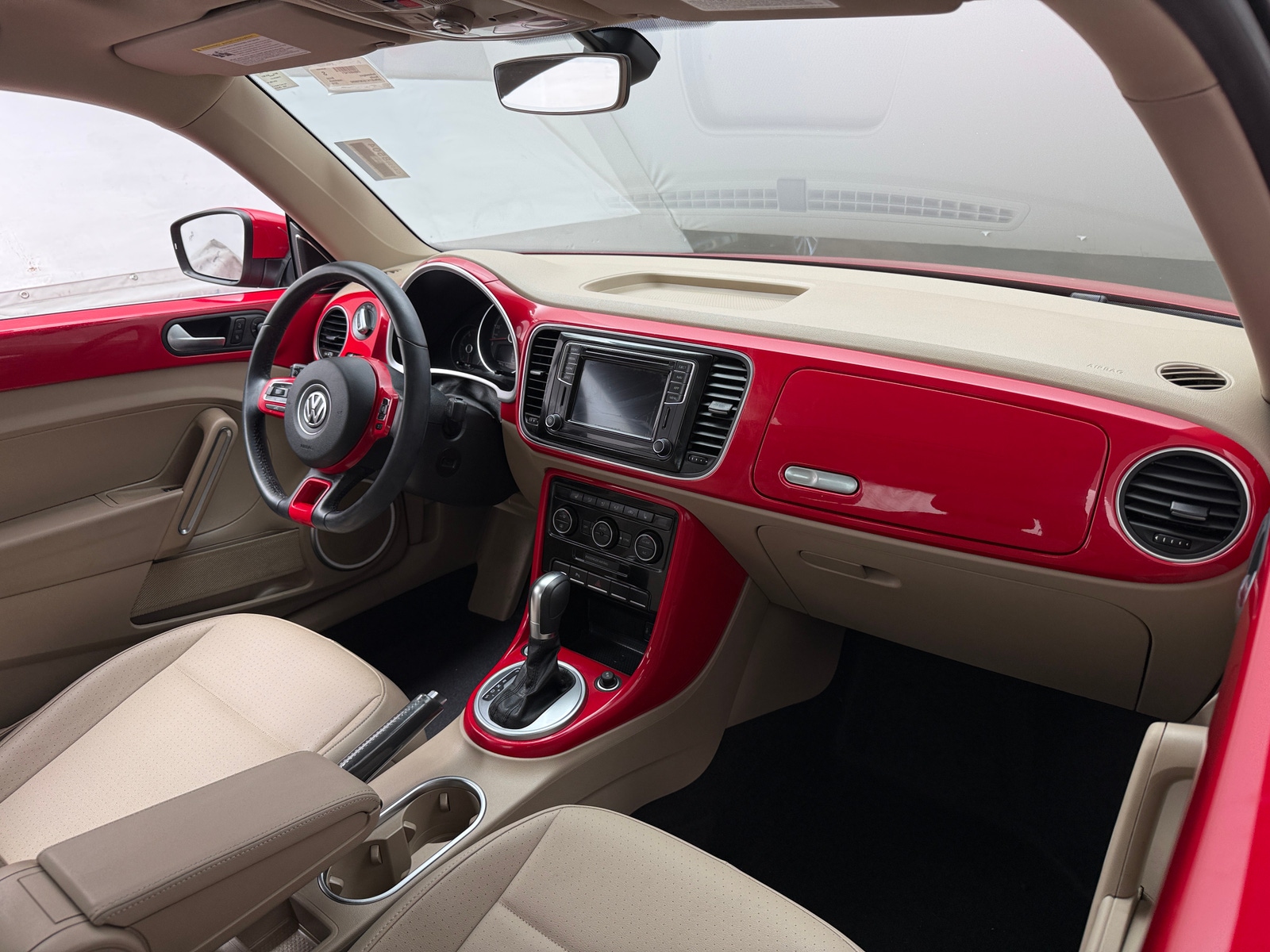 Thumbnail: 2019 Volkswagen Beetle - 3