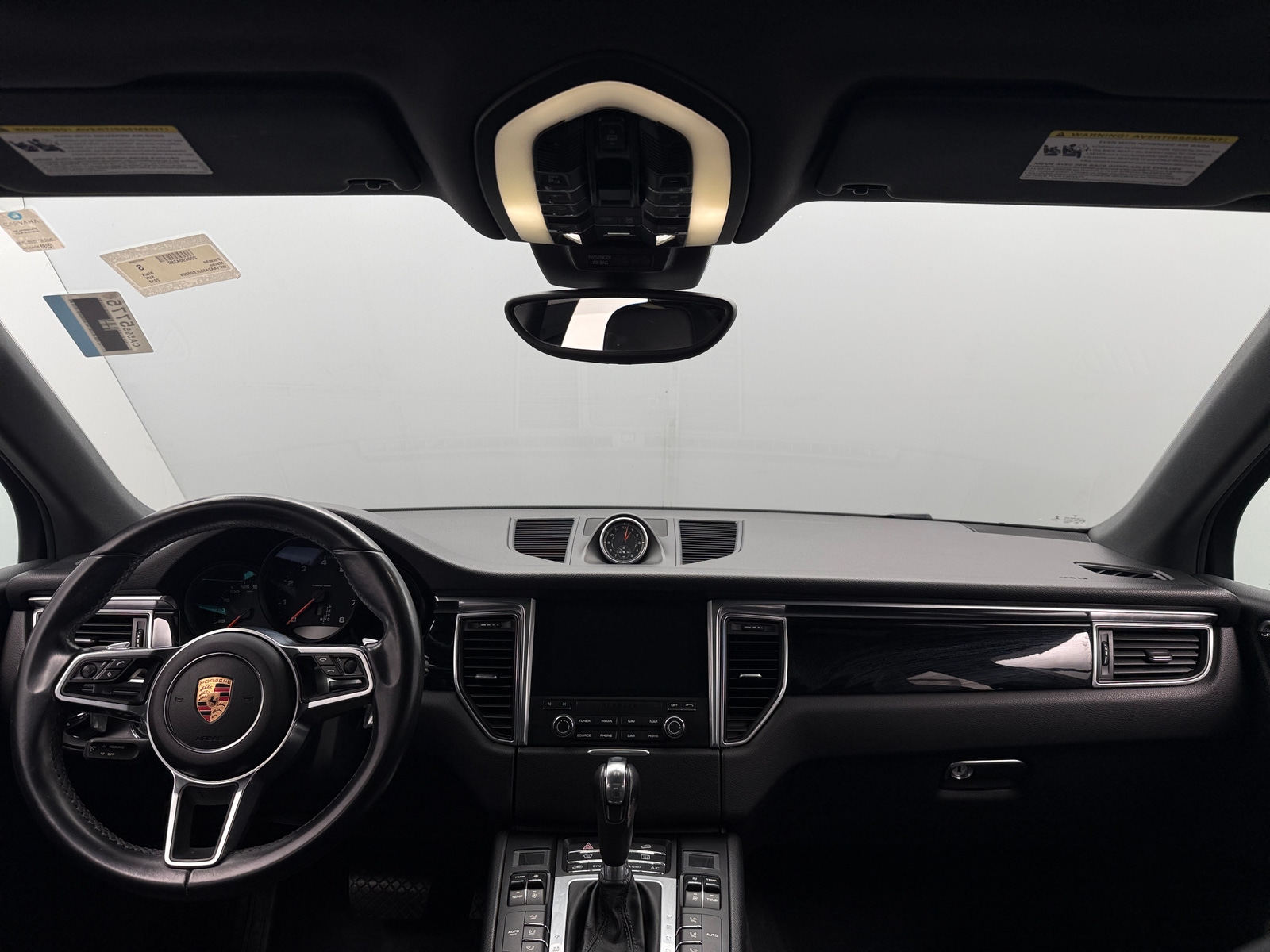 Thumbnail: 2018 Porsche Macan - 3