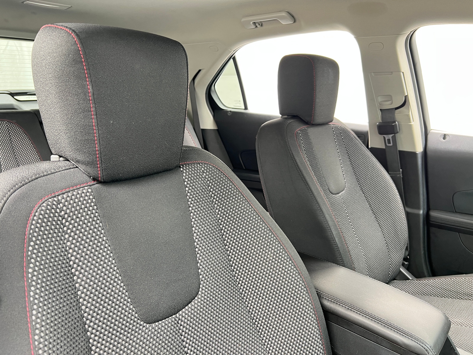Thumbnail: 2017 Chevrolet Equinox - 2