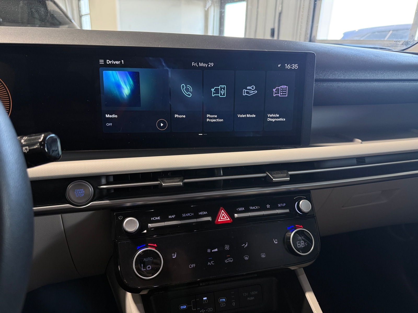 Thumbnail: 2025 Hyundai Tucson - 4