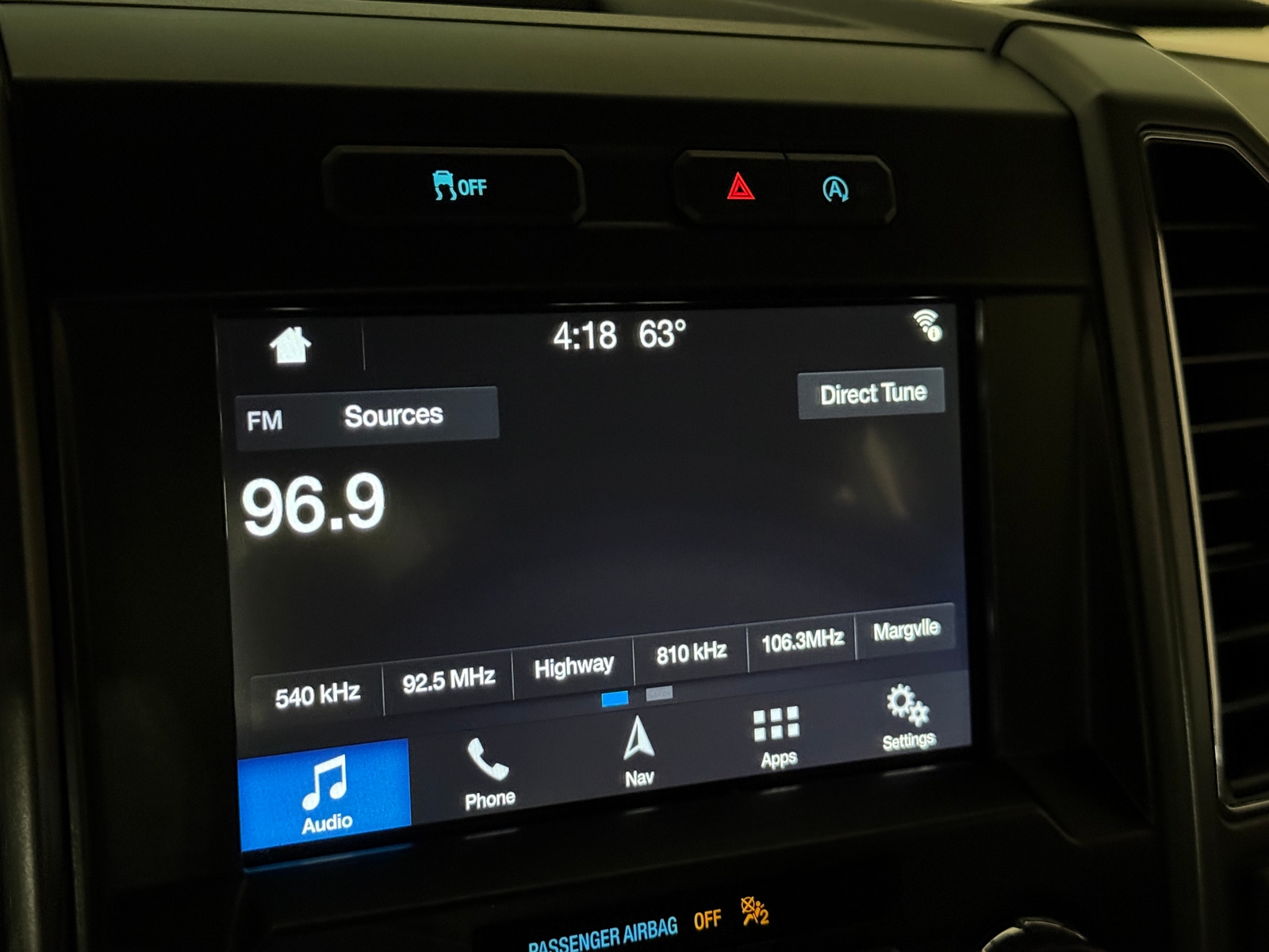 Thumbnail: 2019 Ford Econoline - 4