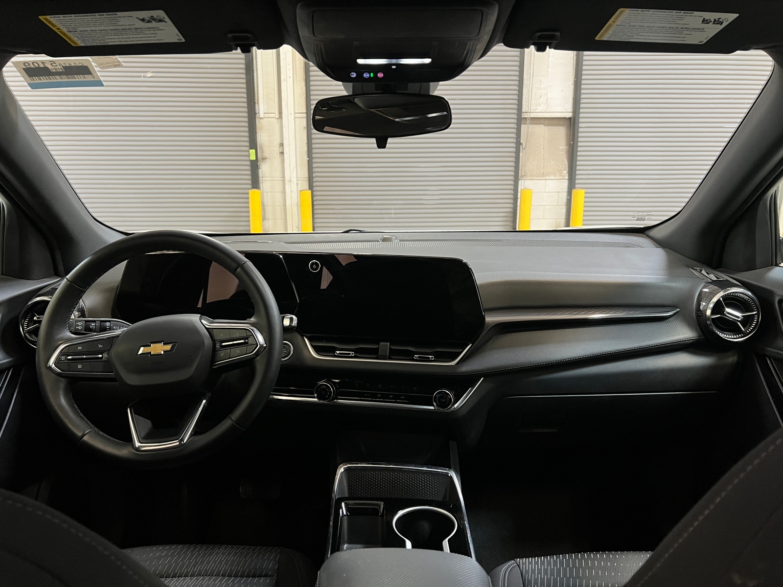 Thumbnail: 2025 Chevrolet Equinox - 3