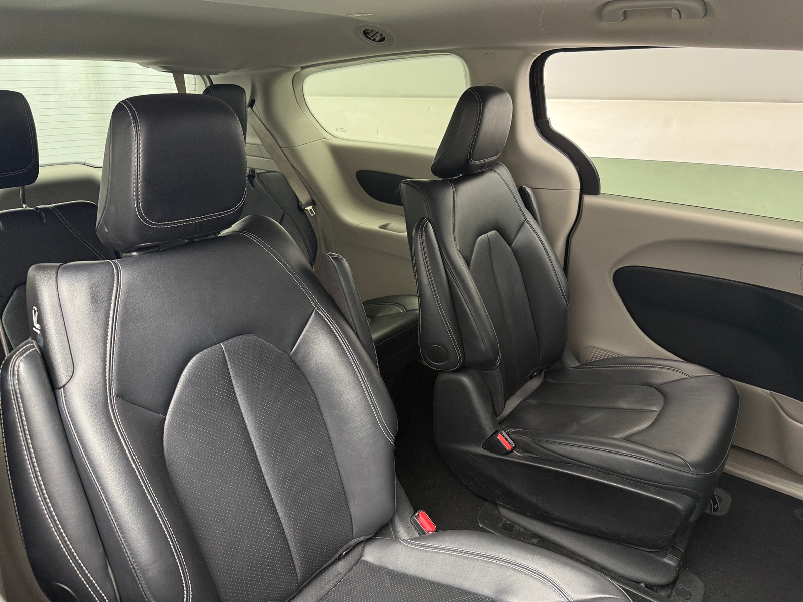 Thumbnail: 2024 Chrysler Pacifica - 5