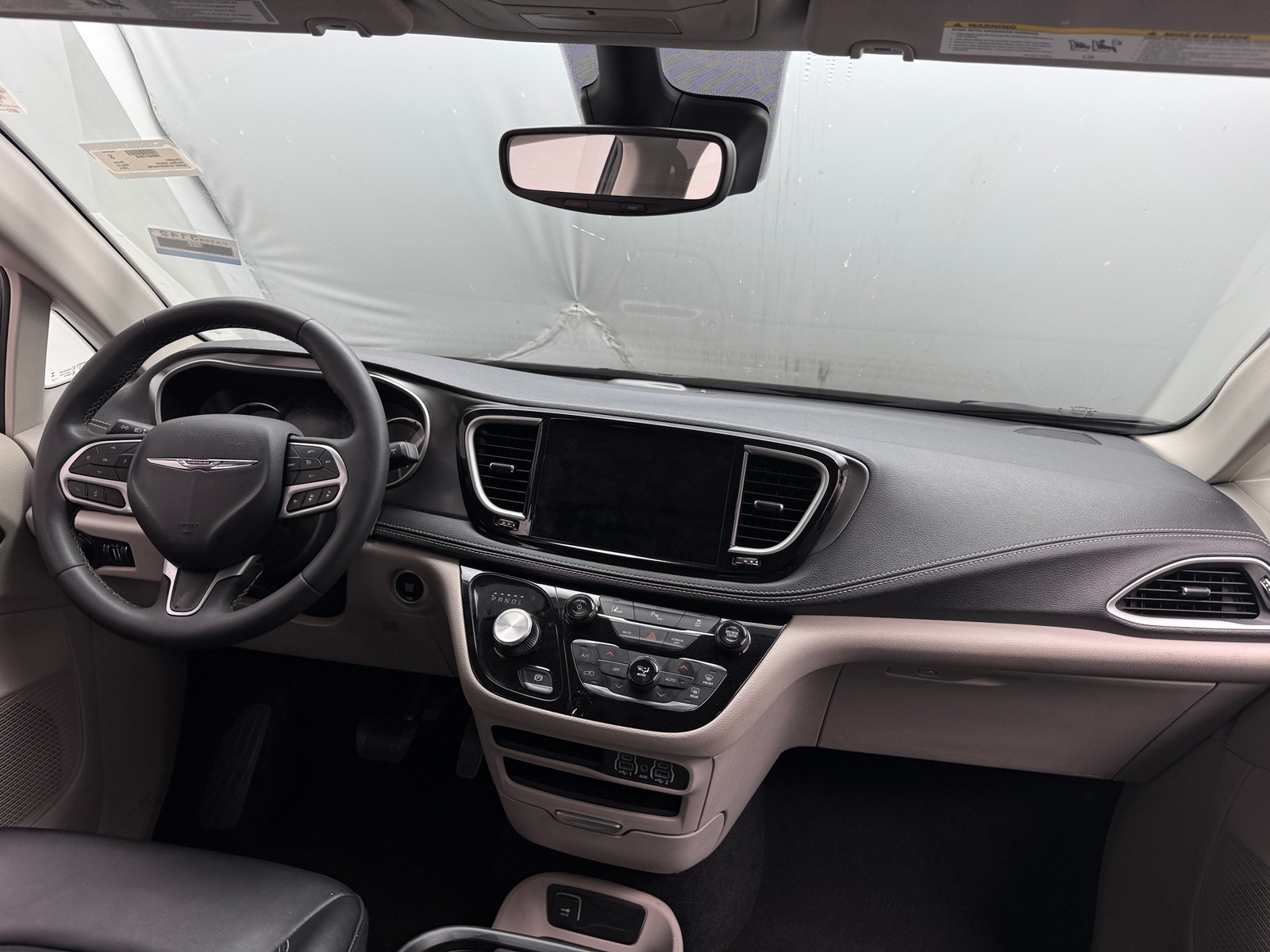 Thumbnail: 2024 Chrysler Pacifica - 2