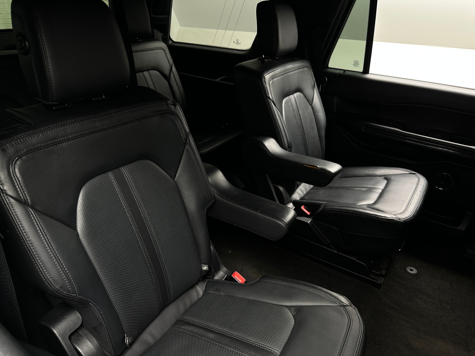 Thumbnail: 2020 Ford Expedition - 5