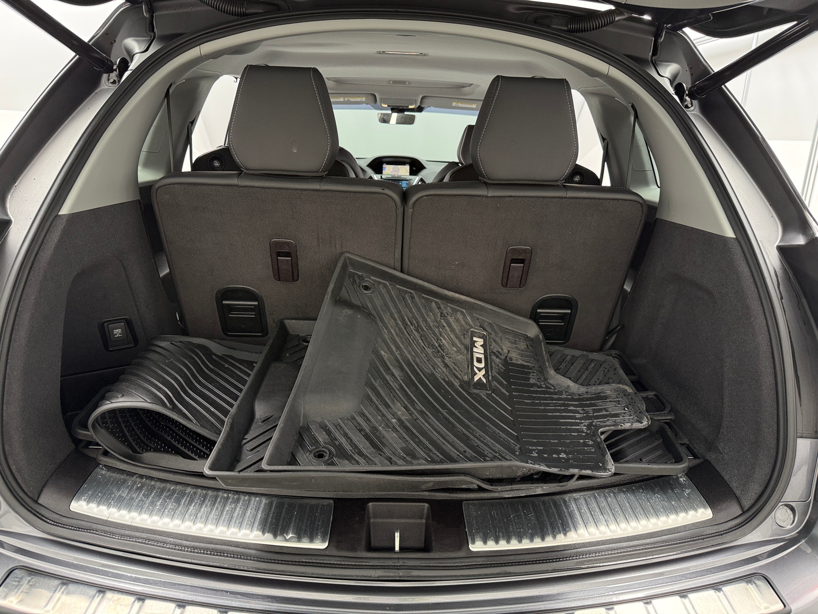 Thumbnail: 2019 Acura MDX - 6