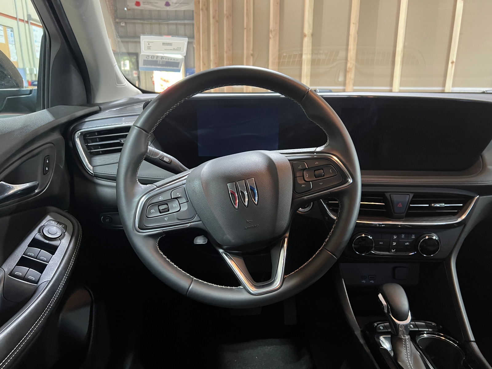 Thumbnail: 2025 Buick Encore GX - 5