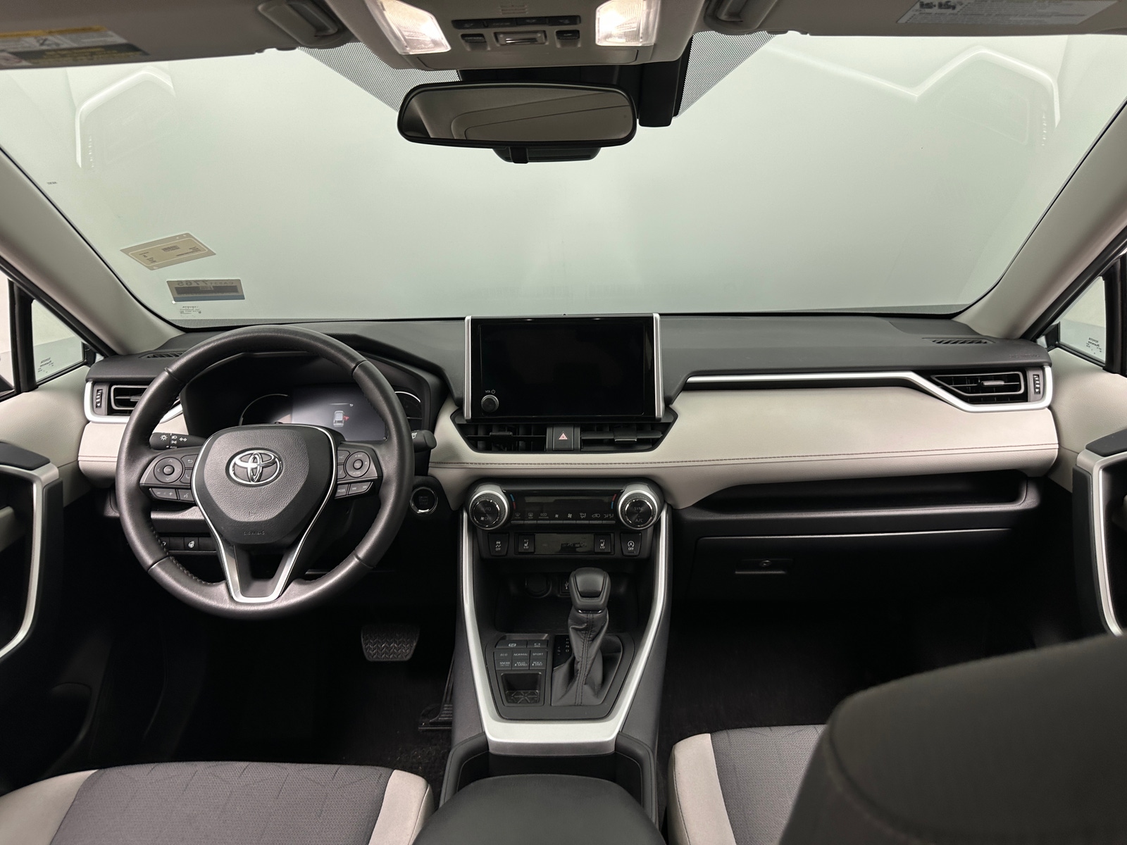 Thumbnail: 2024 Toyota RAV4 - 3