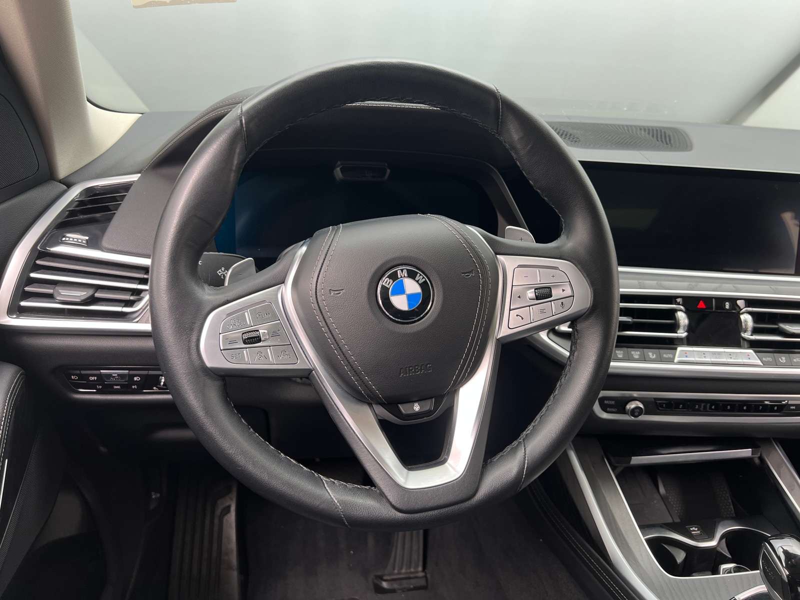 Thumbnail: 2022 BMW X7 - 4