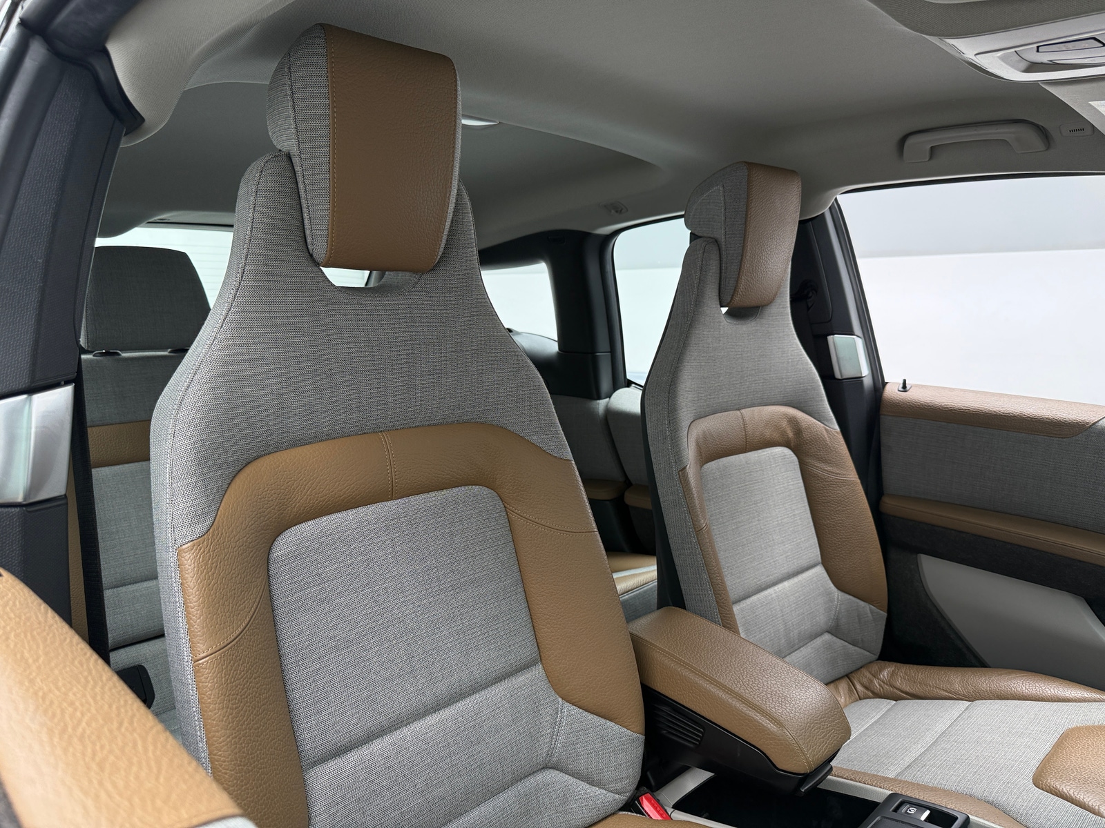 Thumbnail: 2015 BMW i3 - 2