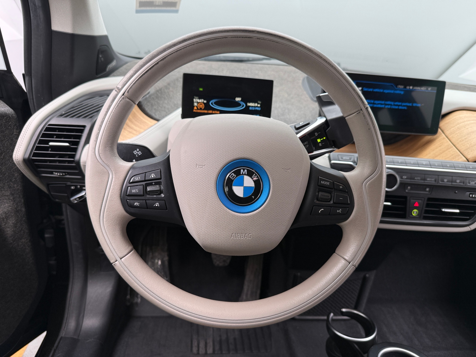 Thumbnail: 2015 BMW i3 - 5
