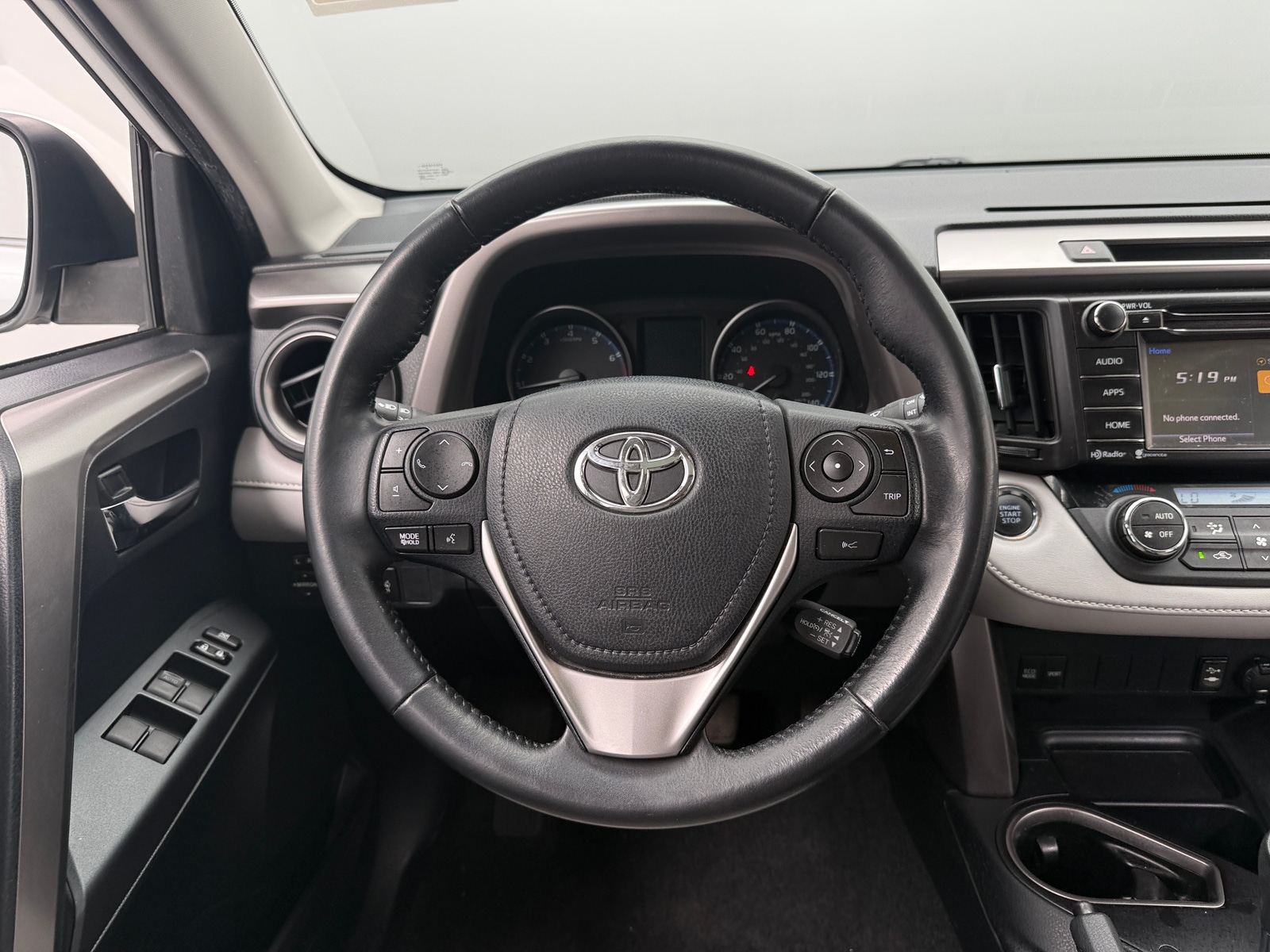 Thumbnail: 2018 Toyota RAV4 - 5