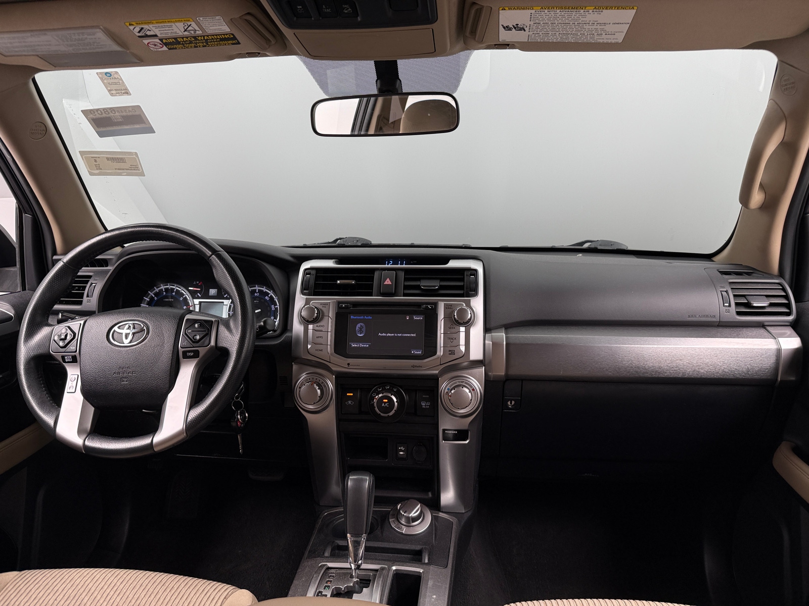 Thumbnail: 2015 Toyota 4Runner - 3