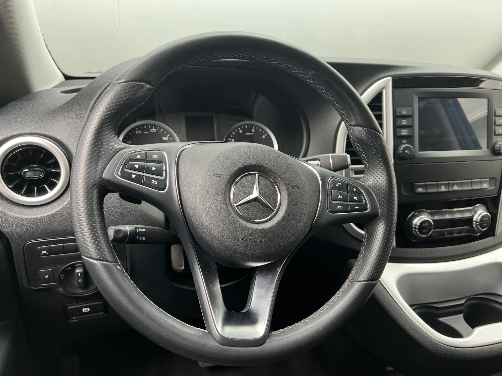 Thumbnail: 2022 Mercedes-Benz Metris - 5