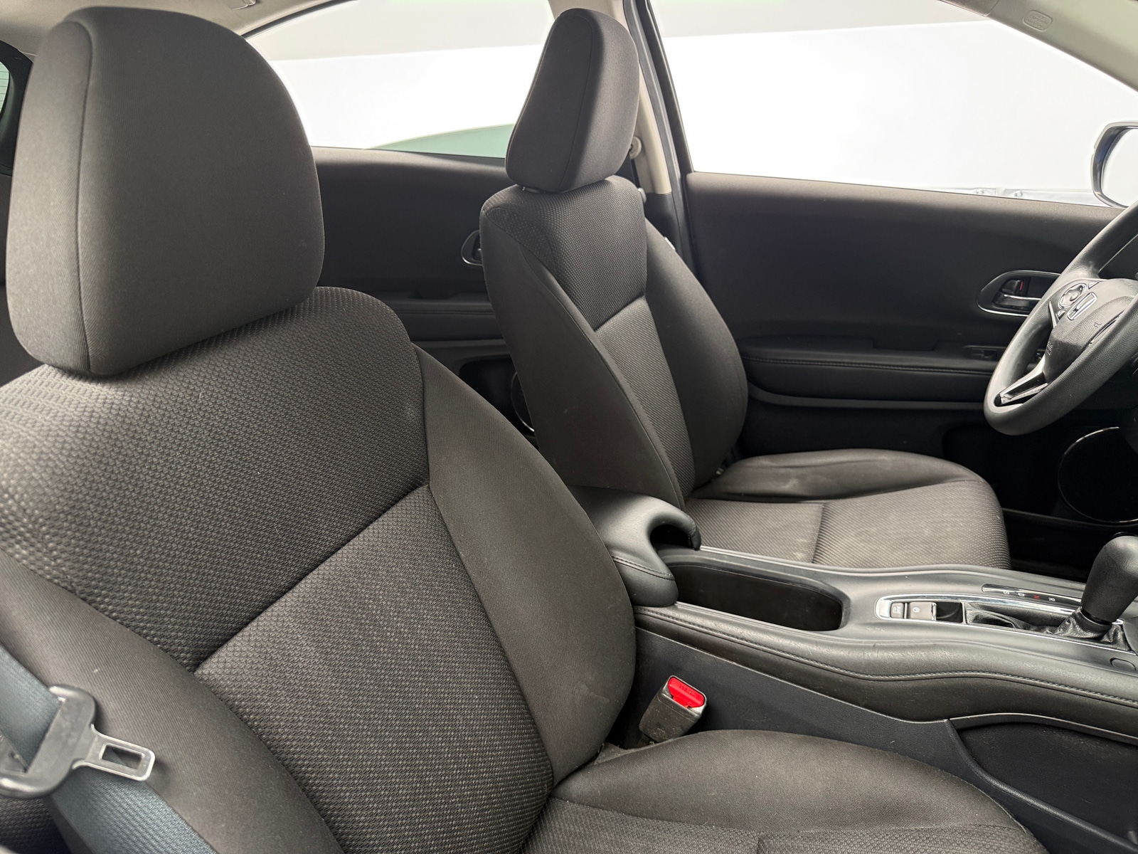 Thumbnail: 2018 Honda HR-V - 2