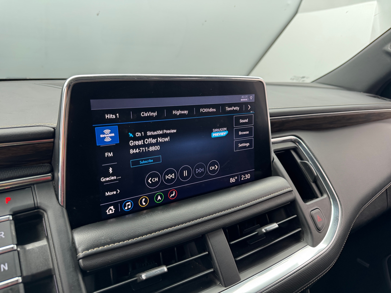Thumbnail: 2021 Chevrolet Suburban - 3