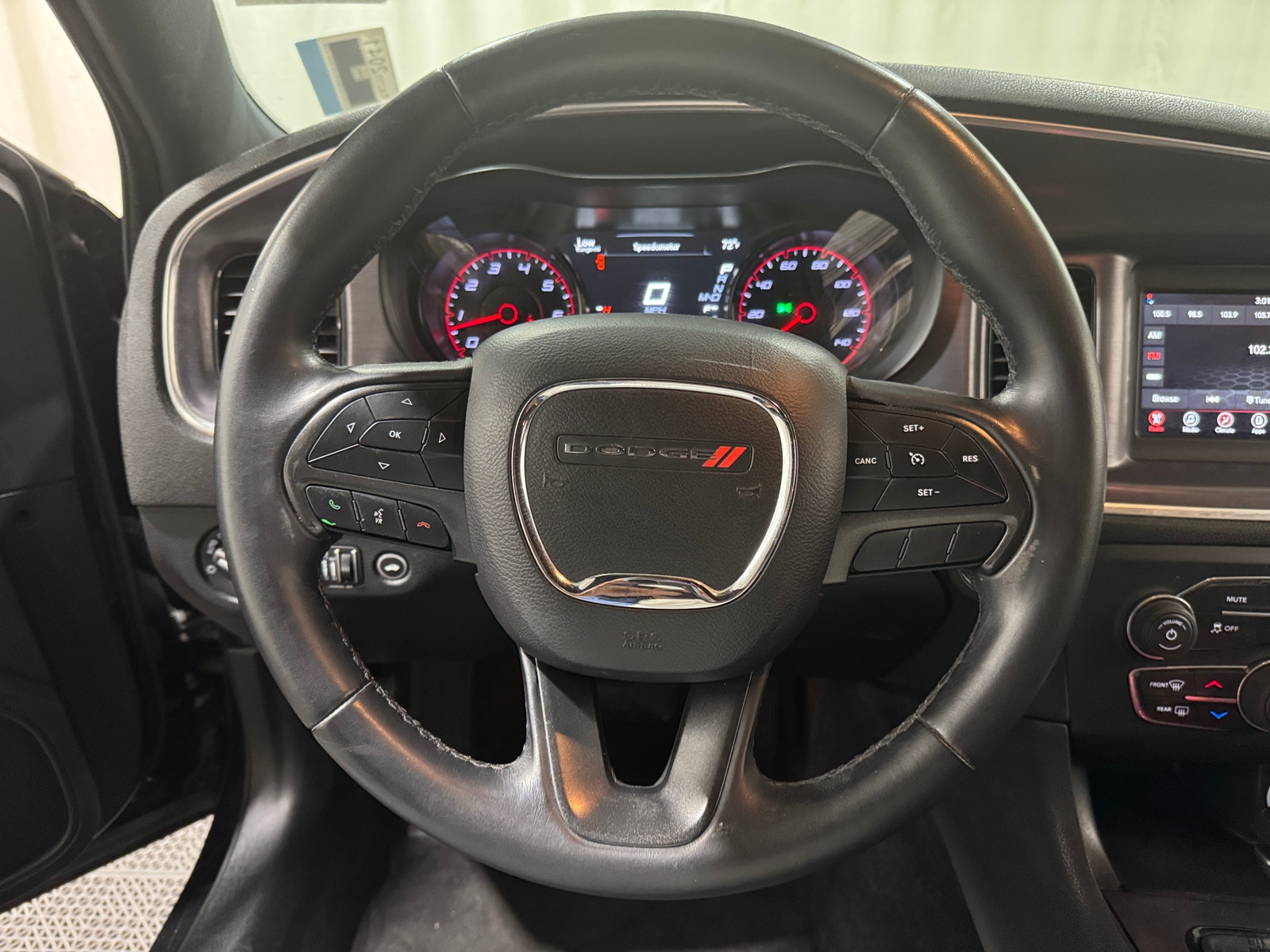 Thumbnail: 2018 Dodge Charger - 5