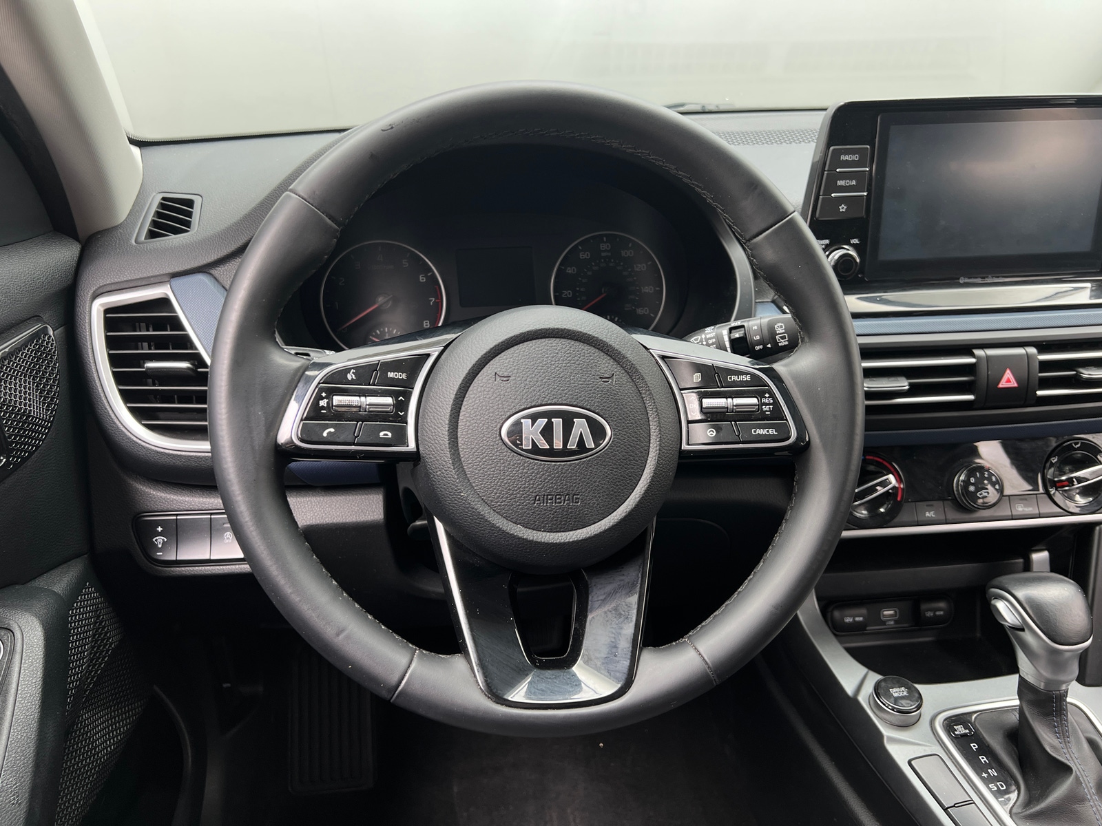 Thumbnail: 2021 Kia Seltos - 4