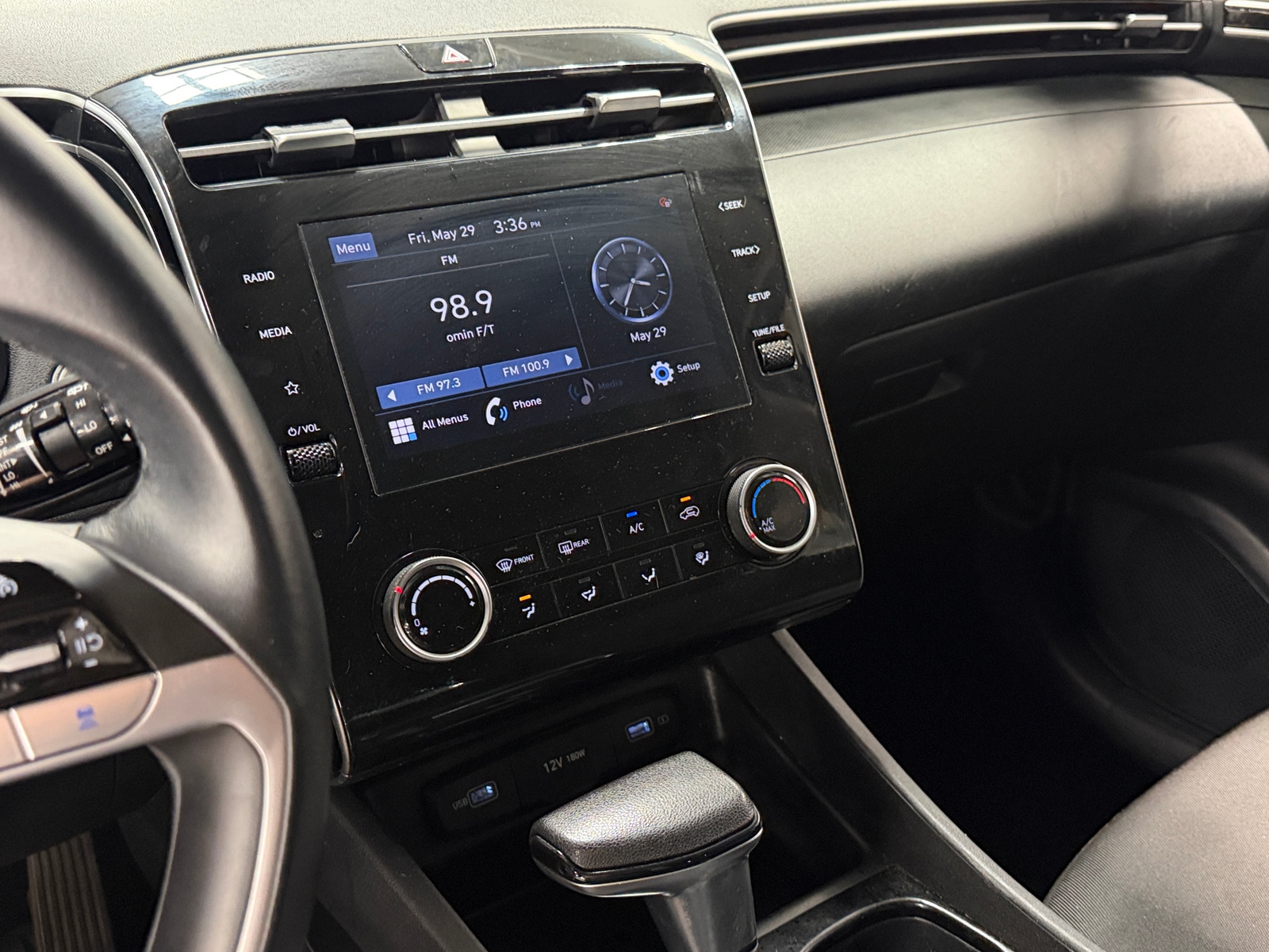 Thumbnail: 2022 Hyundai Tucson - 4