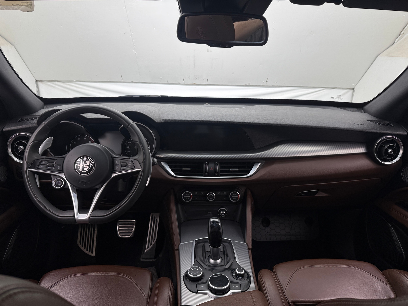 Thumbnail: 2018 Alfa Romeo Stelvio - 2