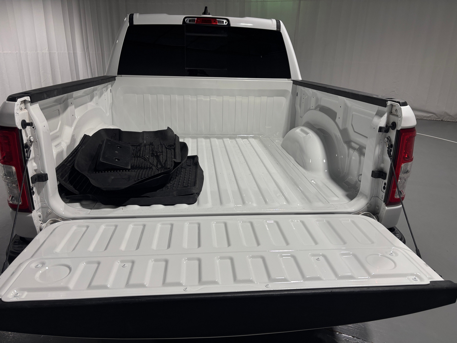 Thumbnail: 2022 RAM 1500 - 7