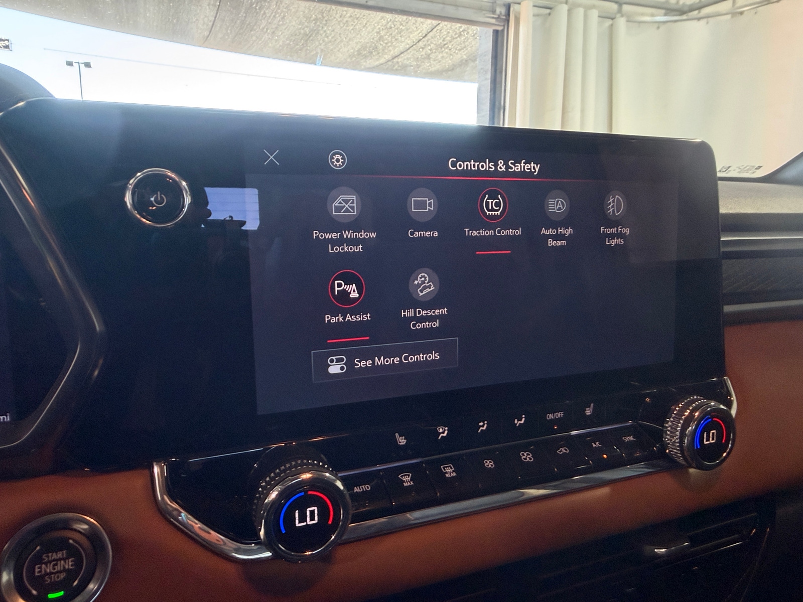Thumbnail: 2025 GMC Canyon - 4