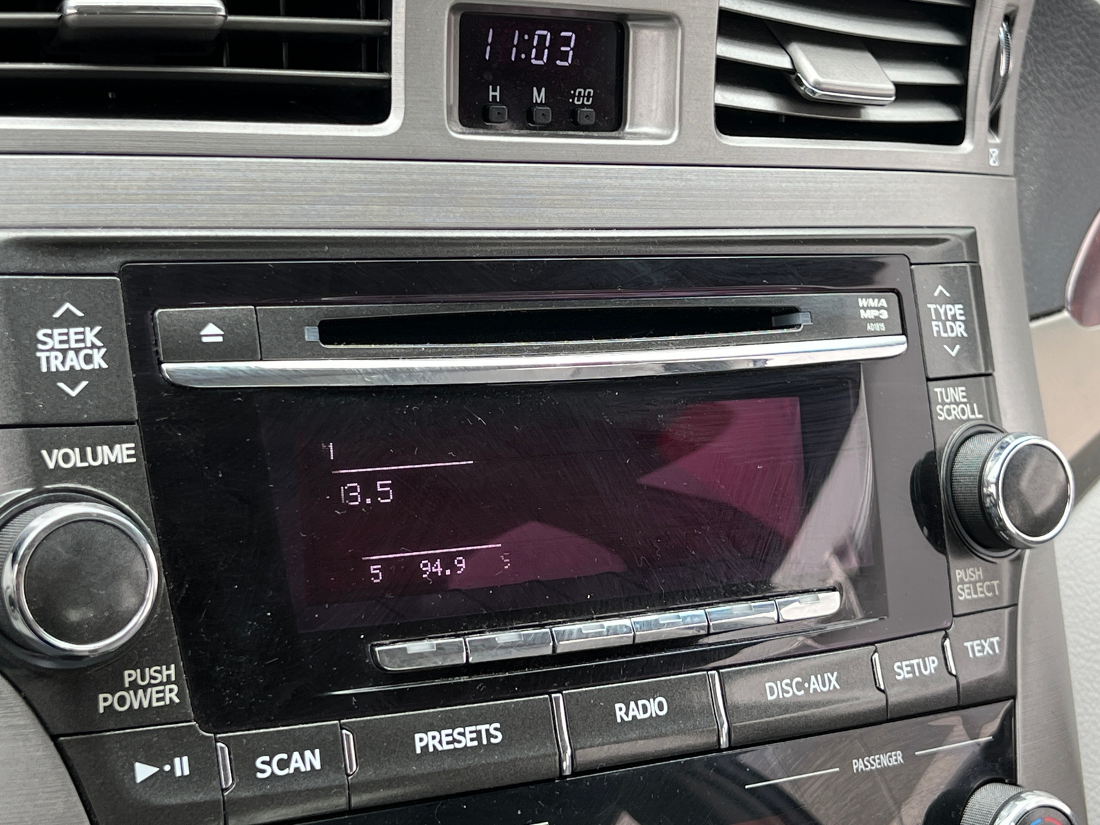 Thumbnail: 2011 Toyota Avalon - 3