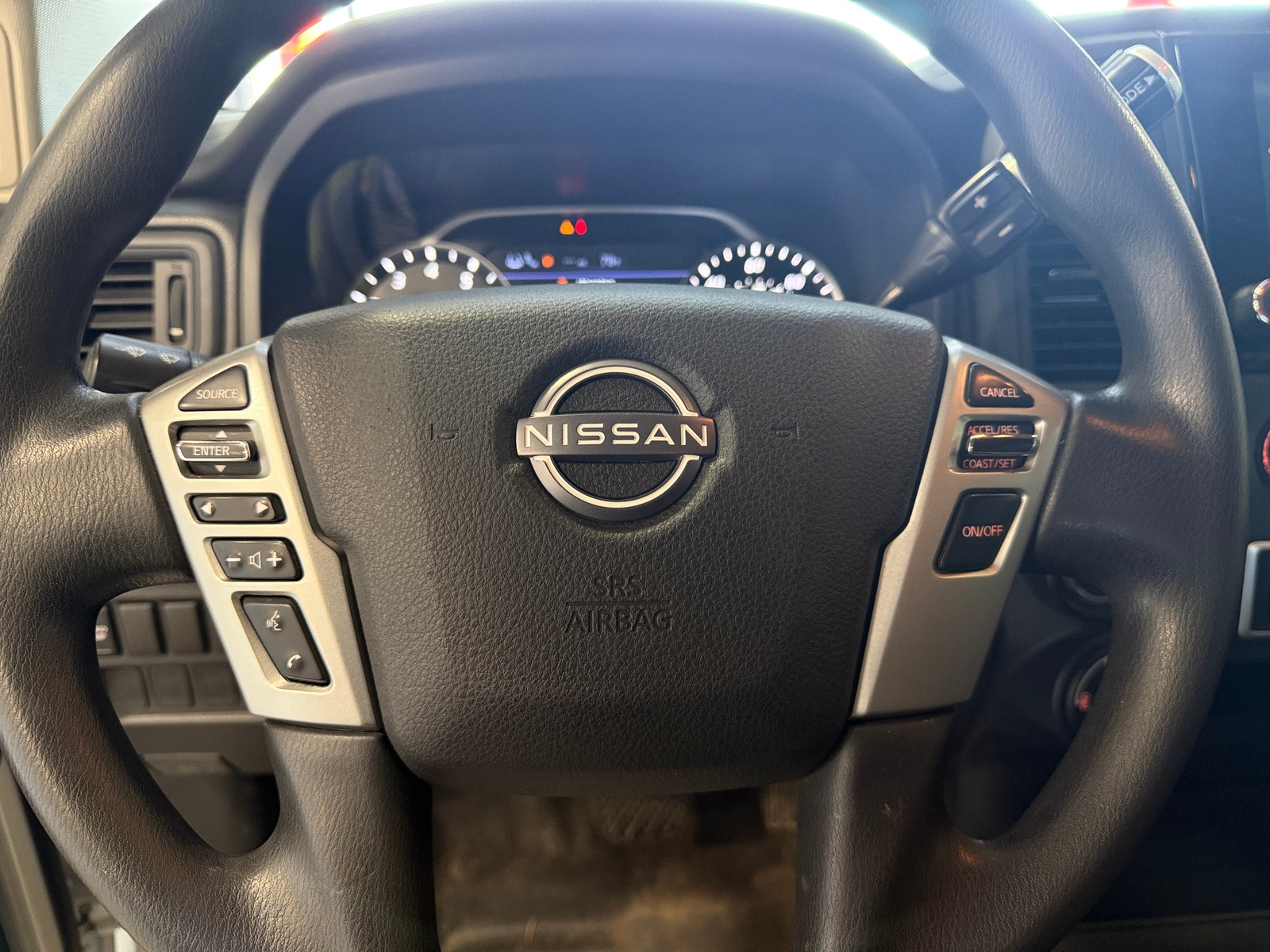 Thumbnail: 2023 Nissan Titan - 5