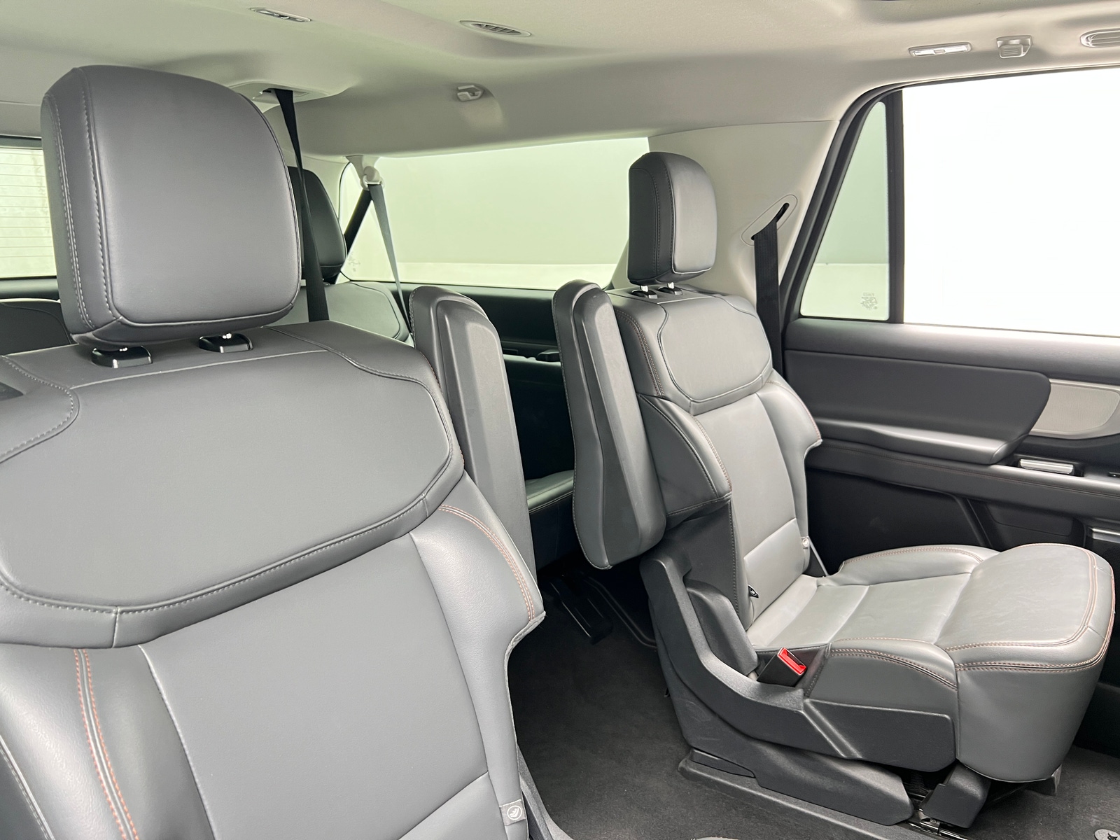 Thumbnail: 2025 Ford Expedition MAX - 5