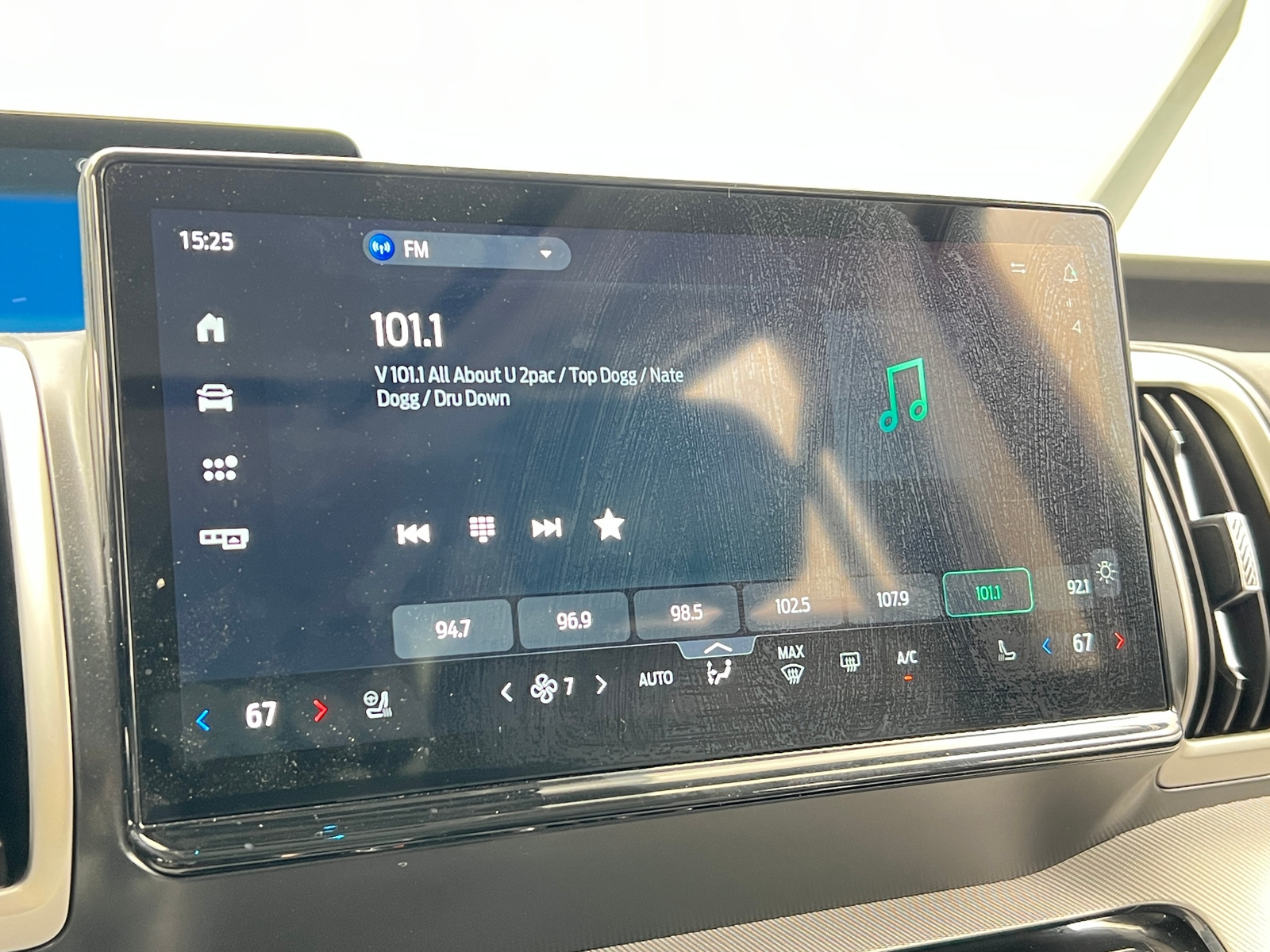 Thumbnail: 2025 Ford Expedition MAX - 3