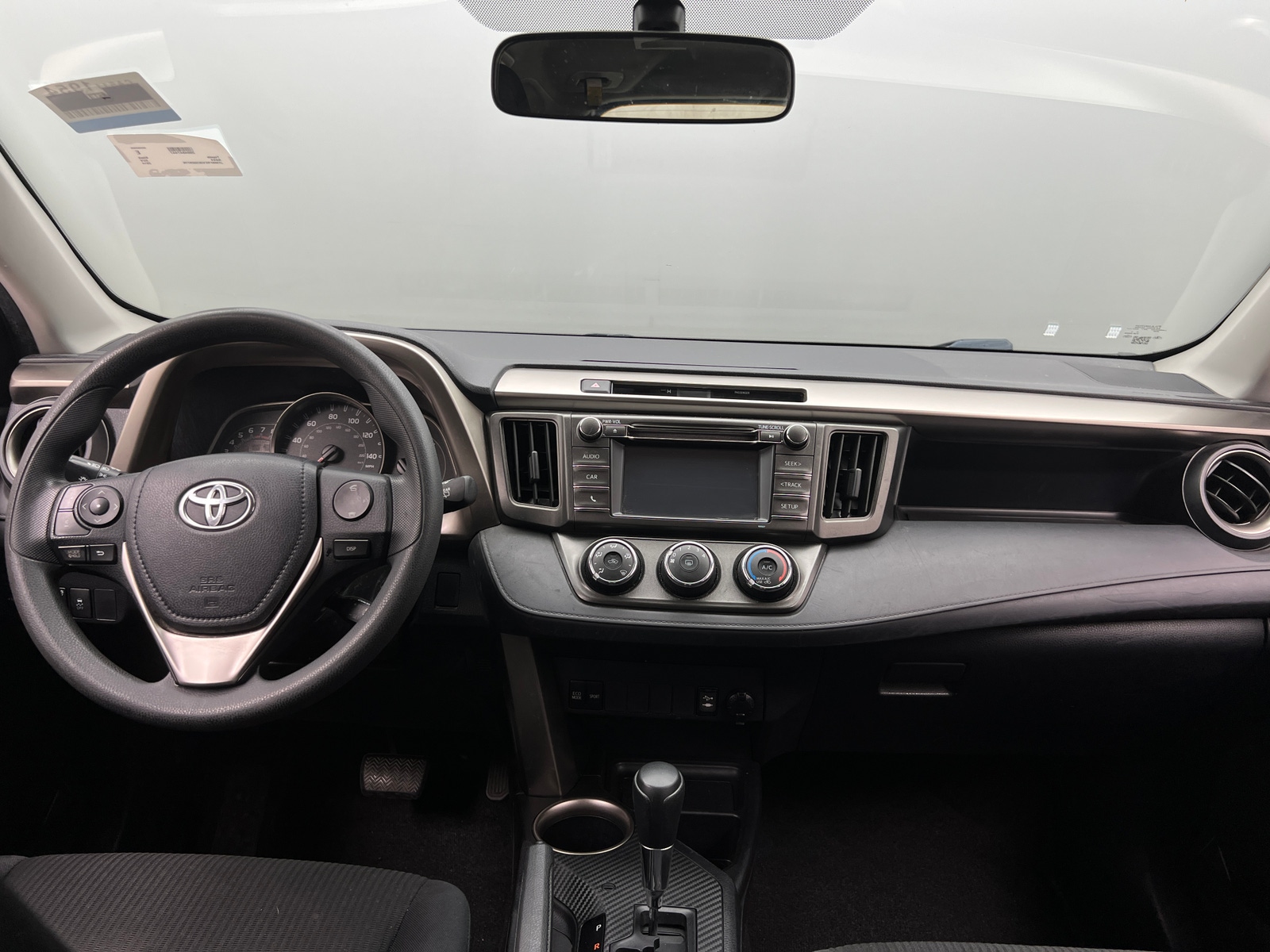 Thumbnail: 2014 Toyota RAV4 - 3