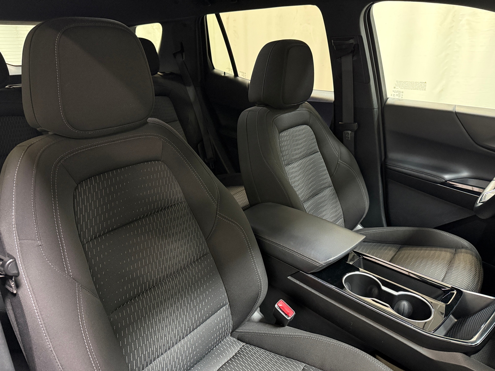 Thumbnail: 2025 Chevrolet Equinox - 2