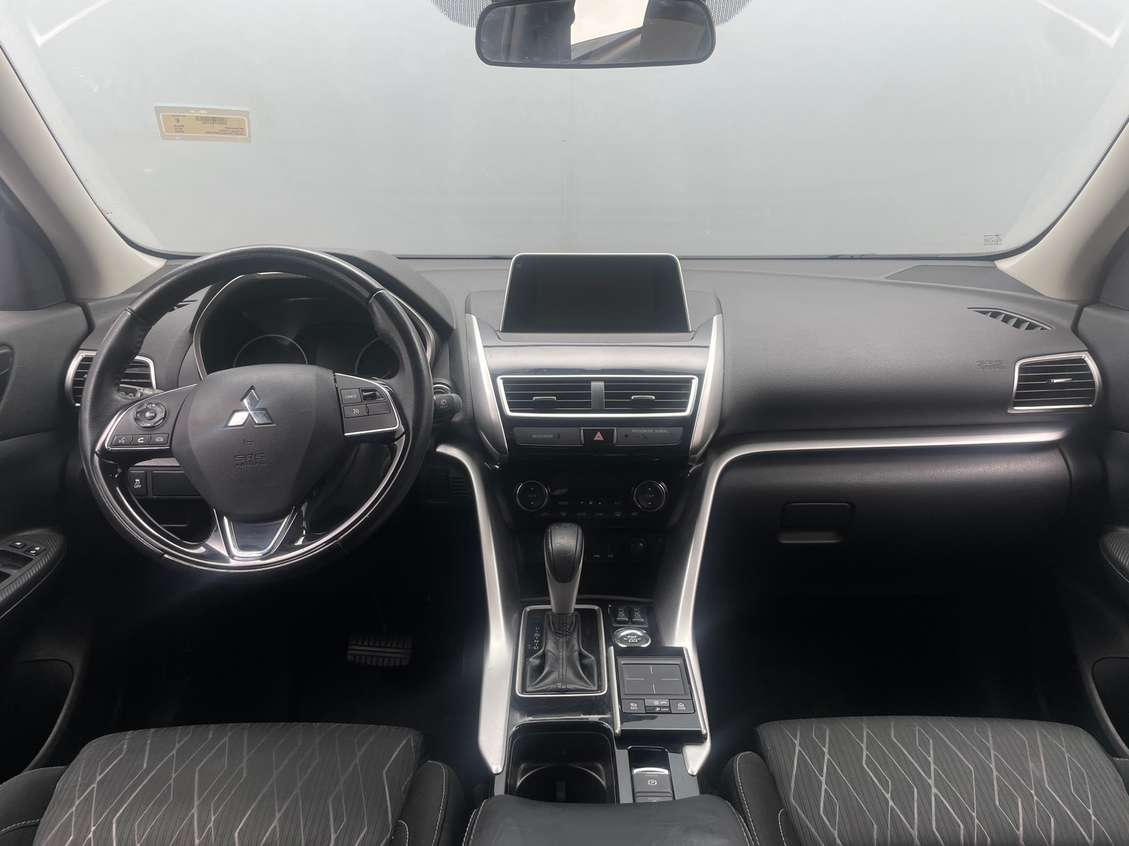 Thumbnail: 2020 Mitsubishi Eclipse Cross - 3